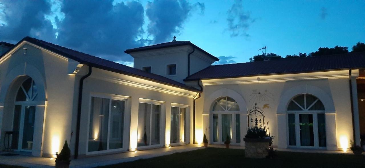 B&B Borgo Arcadia Poiana Maggiore ภายนอก รูปภาพ
