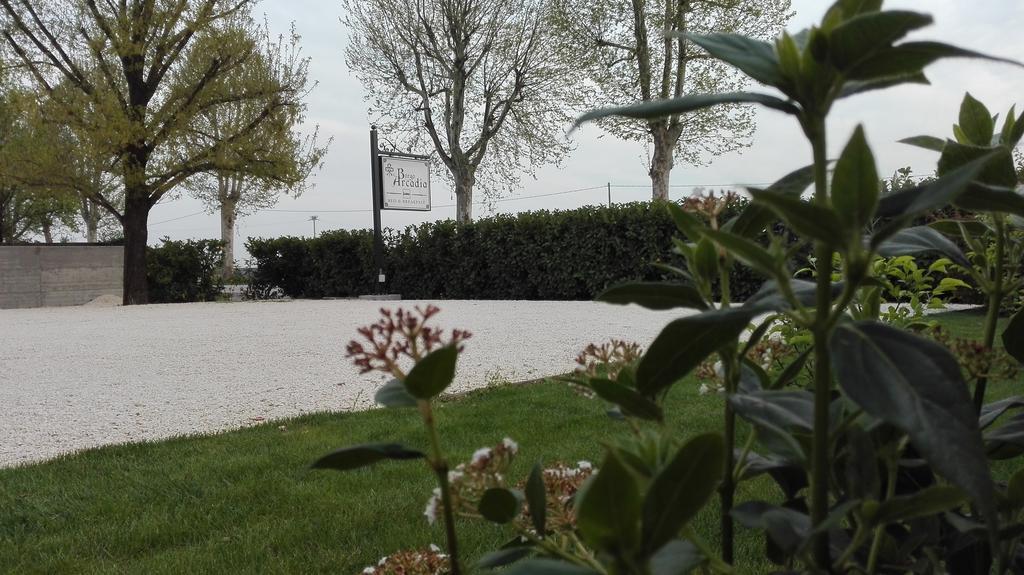 B&B Borgo Arcadia Poiana Maggiore ภายนอก รูปภาพ